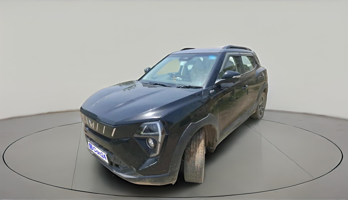 2024 Mahindra XUV 3XO AX7L 1.2 TGDi AT, Petrol, Automatic, 65,884 km, exterior