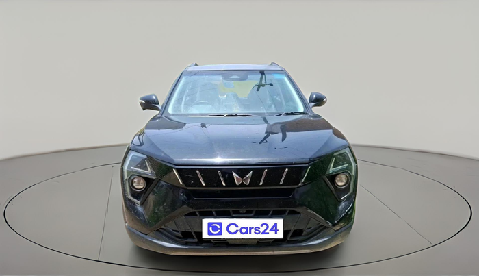2024 Mahindra XUV 3XO AX7L 1.2 TGDi AT, Petrol, Automatic, 65,884 km, exterior