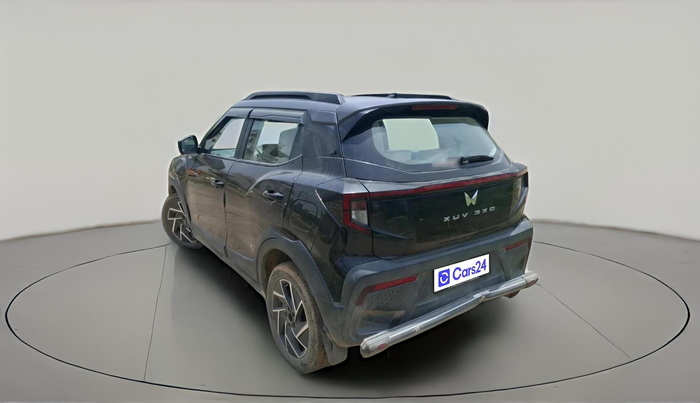 2024 Mahindra XUV 3XO AX7L 1.2 TGDi AT, Petrol, Automatic, 65,884 km, exterior