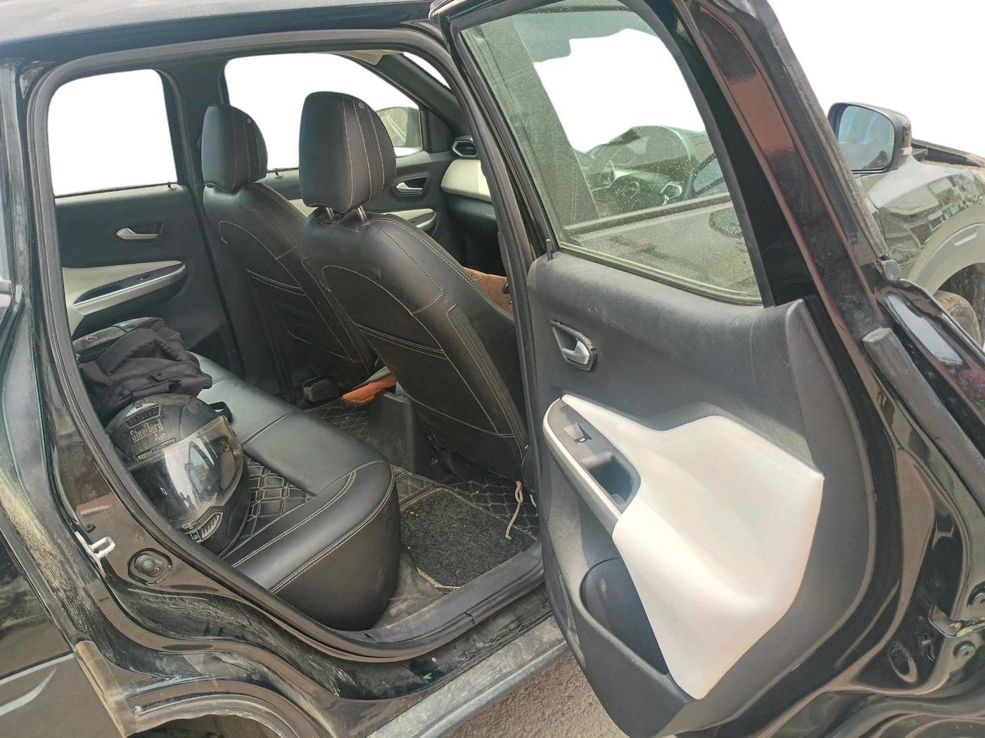 2023 Nissan MAGNITE XL, Petrol, Manual, 40,113 km, interior