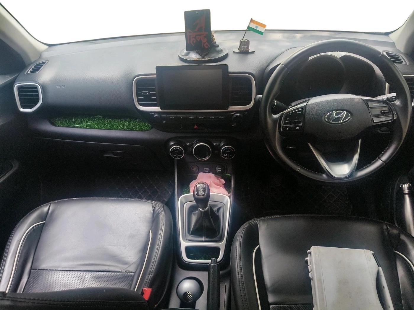2020 Hyundai VENUE SX 1.0 TURBO, Petrol, Manual, 41,188 km, interior