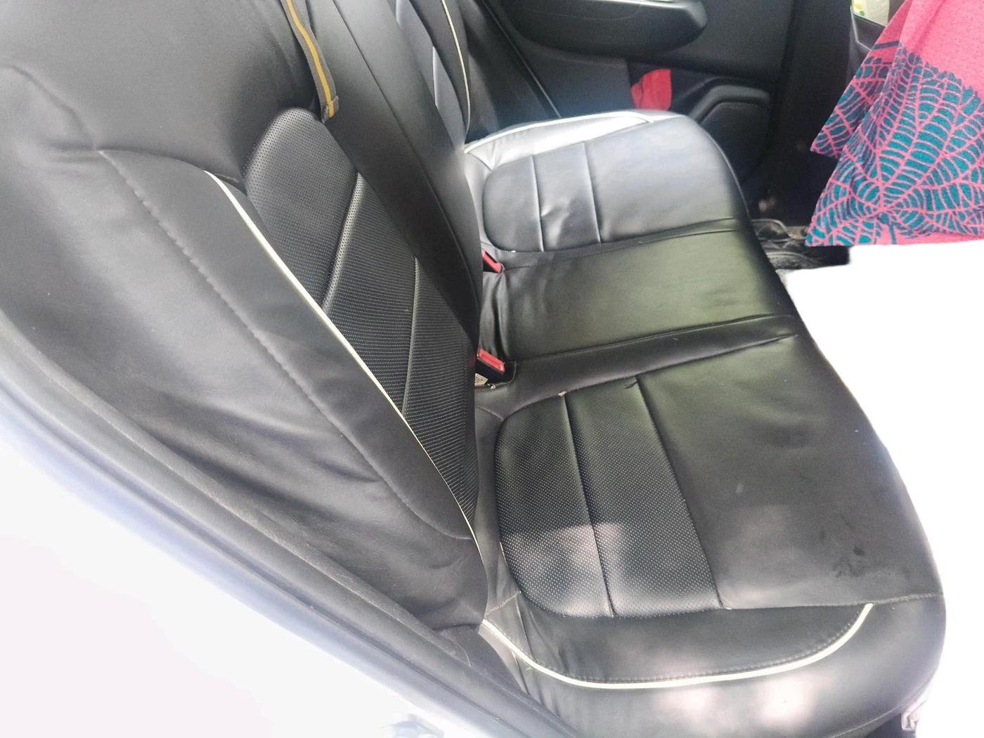 2020 Hyundai VENUE SX 1.0 TURBO, Petrol, Manual, 41,188 km, interior