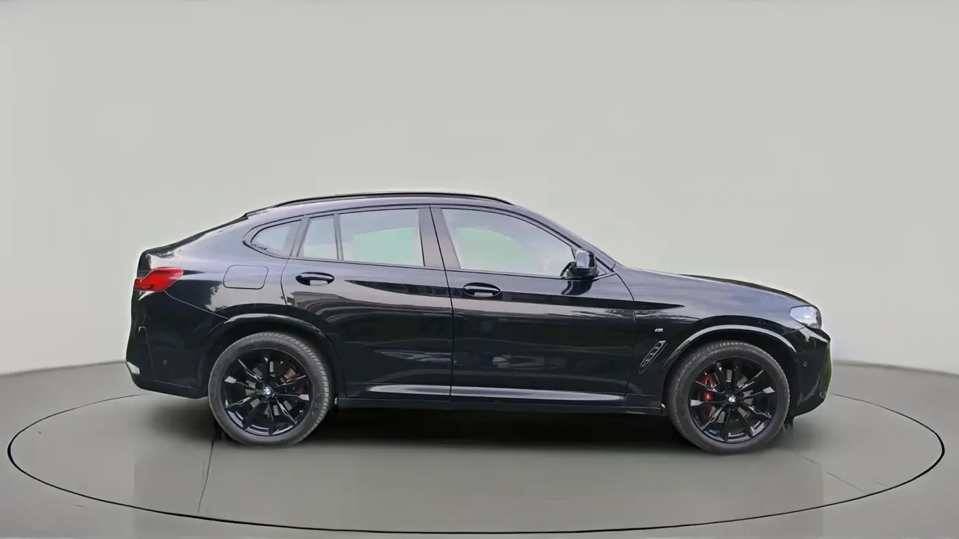 2022 BMW X4 XDRIVE30I M SPORT SIVER SHADOW EDITION , Petrol, Automatic, 92,181 km, exterior