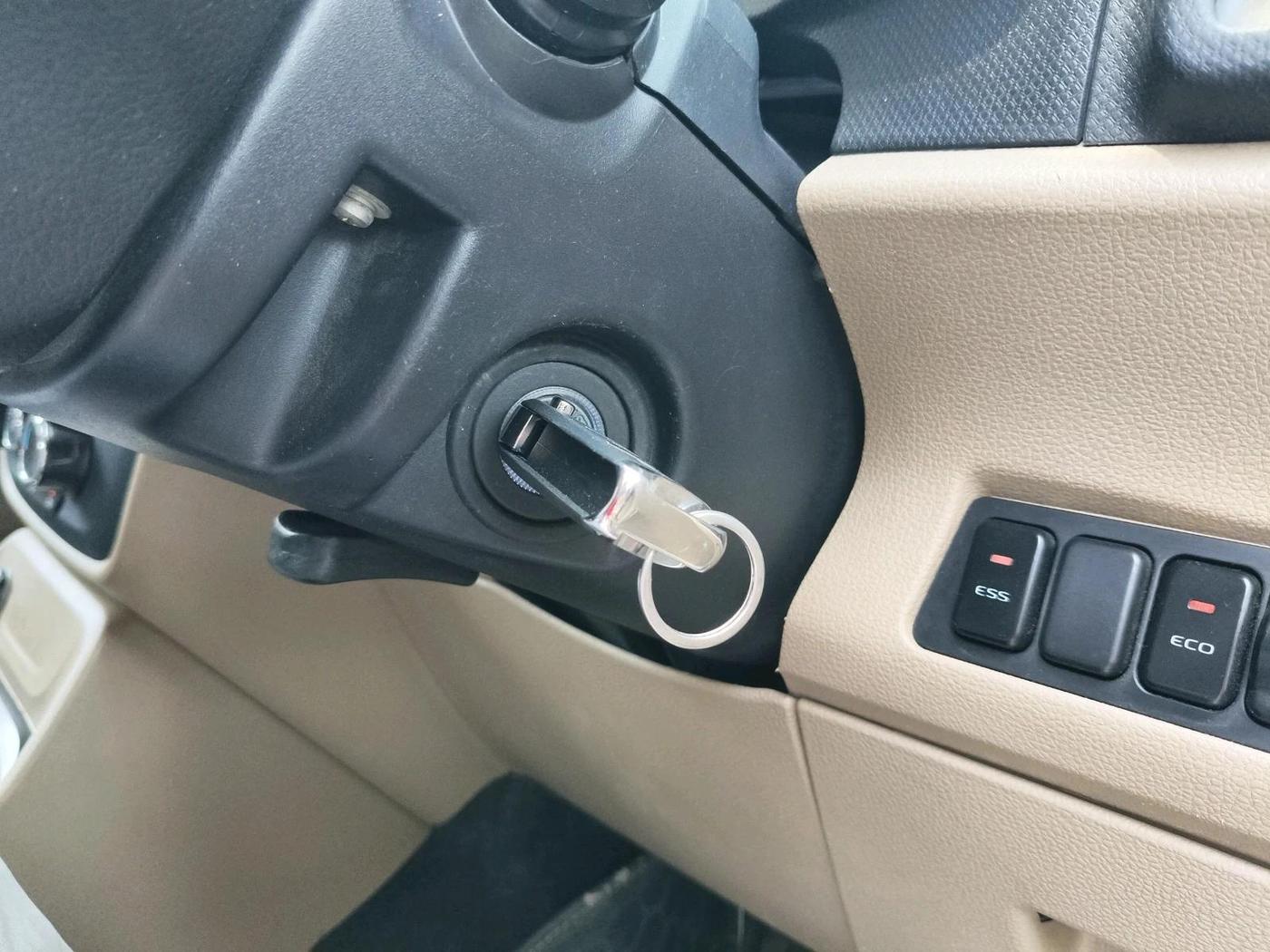 2024 Mahindra BOLERO NEO N 4, Diesel, Manual, 68,430 km, interior