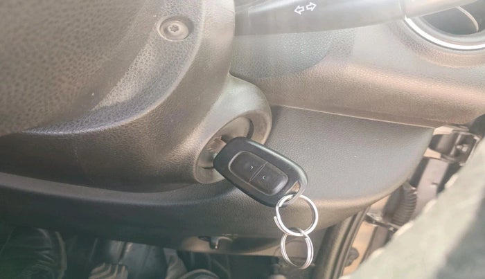 2018 Renault Kwid RXL, CNG, Manual, 99,456 km, interior