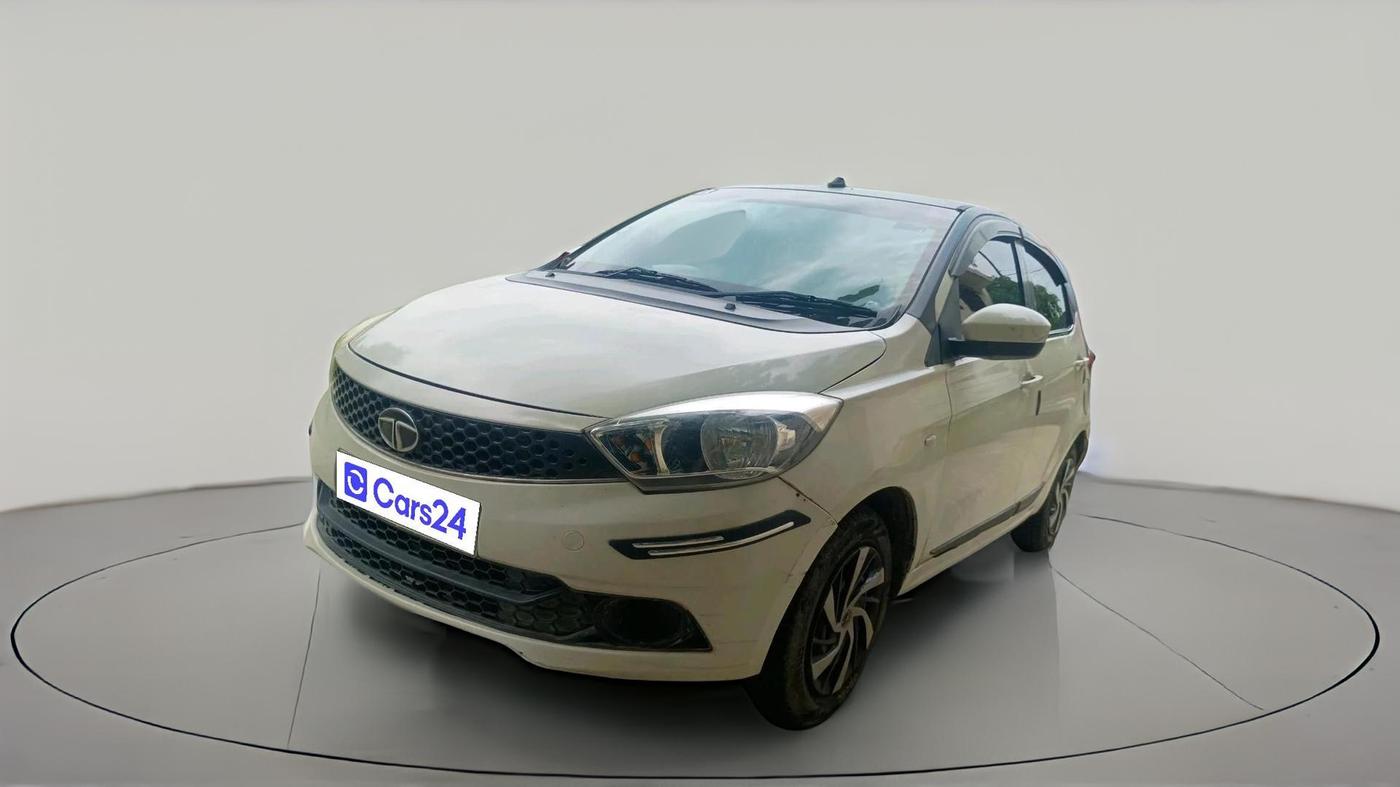 2018 Tata Tiago XT PETROL, CNG, Manual, 59,194 km, exterior