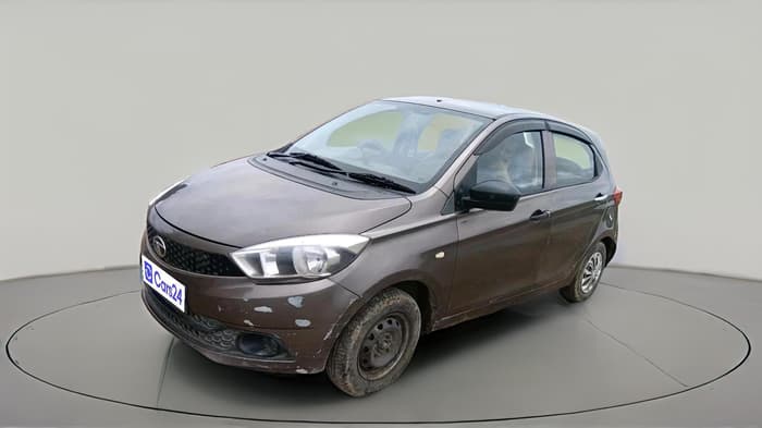 2017 Tata Tiago XE PETROL, CNG, Manual, 68,713 km, exterior