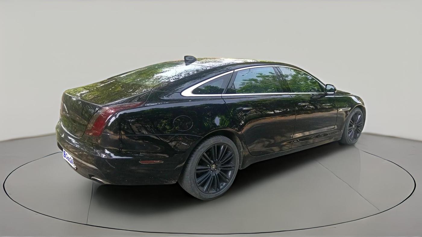 2016 Jaguar XJ L 2.0 Portfolio, Petrol, Automatic, 81,325 km, exterior