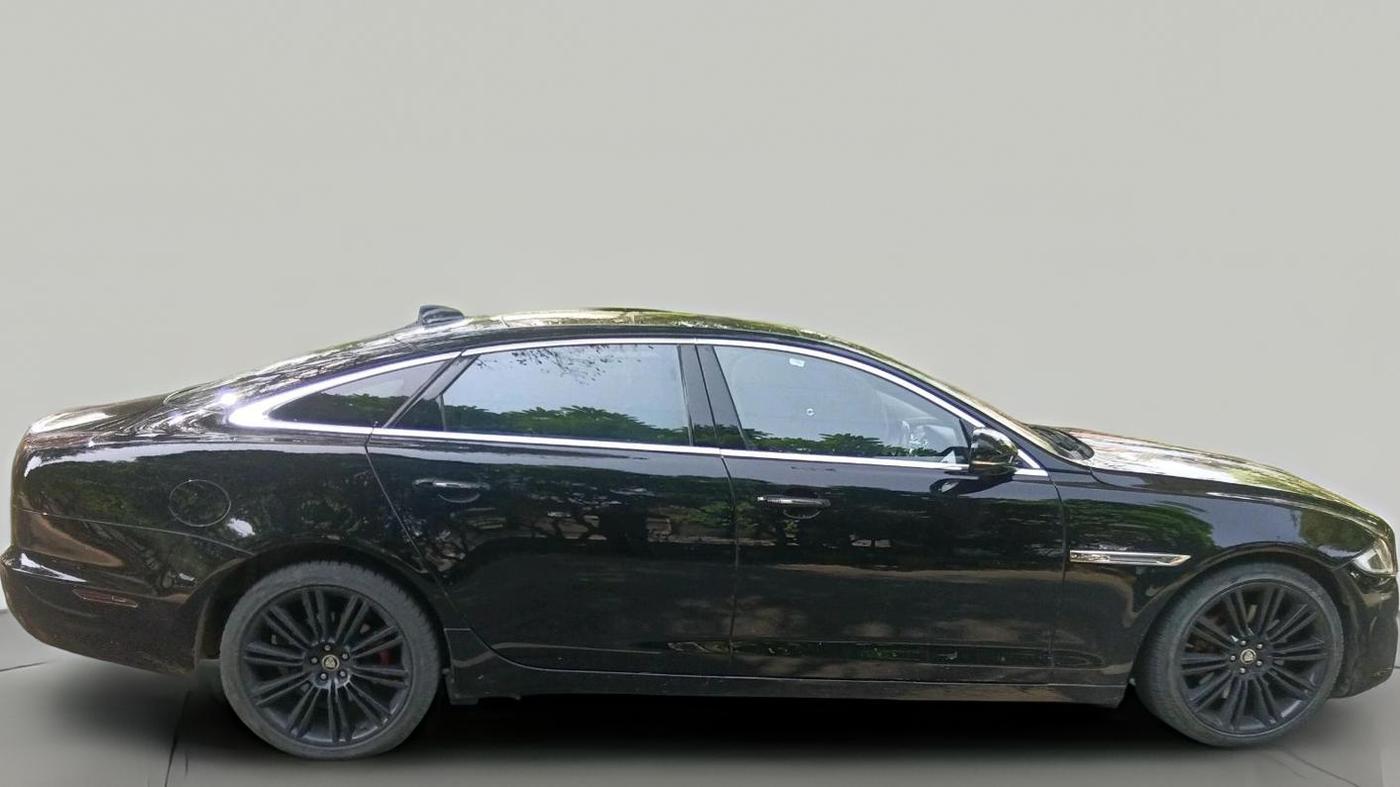 2016 Jaguar XJ L 2.0 Portfolio, Petrol, Automatic, 81,325 km, exterior