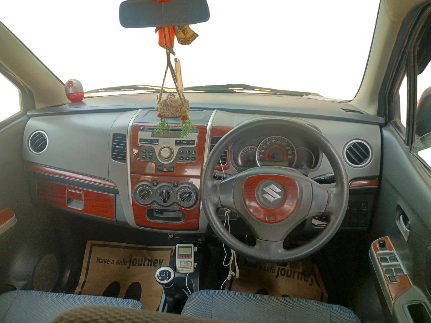 2012 Maruti Wagon R 1.0 VXI, Petrol, Manual, 1,24,531 km, interior