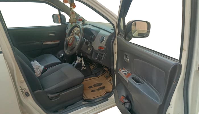 2012 Maruti Wagon R 1.0 VXI, Petrol, Manual, 1,24,531 km, interior