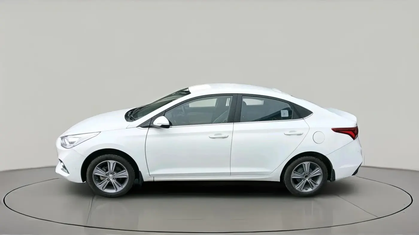 2018 Hyundai Verna 1.6 CRDI SX, Diesel, Manual, 82,459 km, exterior