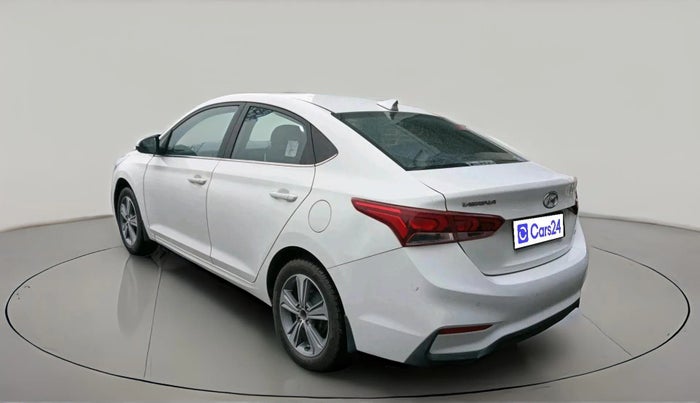 2018 Hyundai Verna 1.6 CRDI SX, Diesel, Manual, 82,459 km, exterior