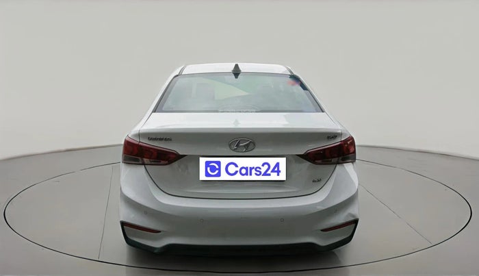 2018 Hyundai Verna 1.6 CRDI SX, Diesel, Manual, 82,459 km, exterior
