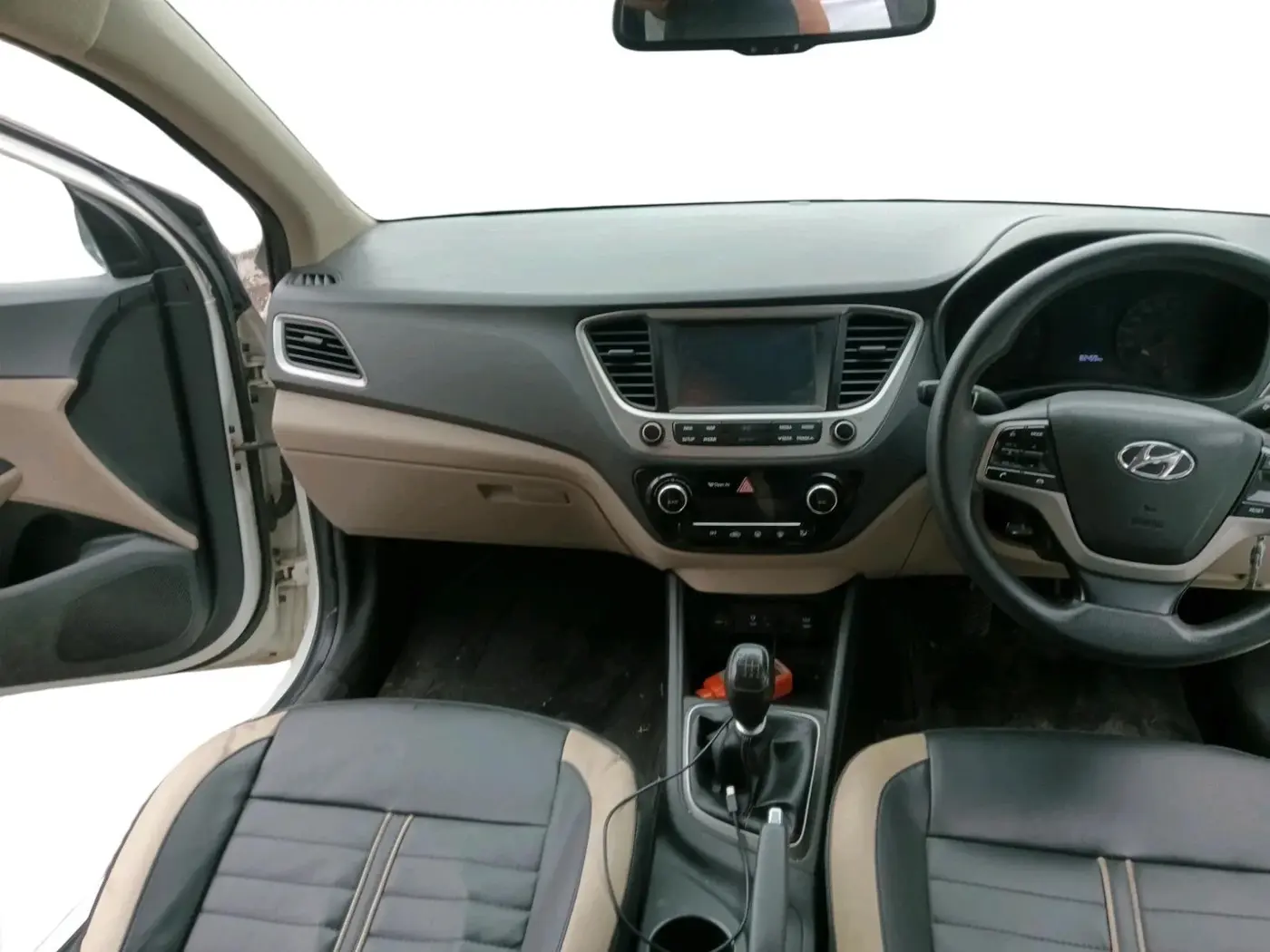 2018 Hyundai Verna 1.6 CRDI SX, Diesel, Manual, 82,459 km, interior
