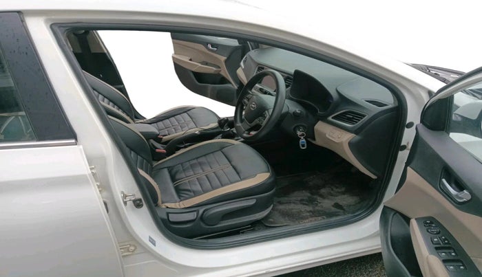 2018 Hyundai Verna 1.6 CRDI SX, Diesel, Manual, 82,459 km, interior