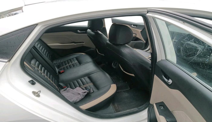 2018 Hyundai Verna 1.6 CRDI SX, Diesel, Manual, 82,459 km, interior