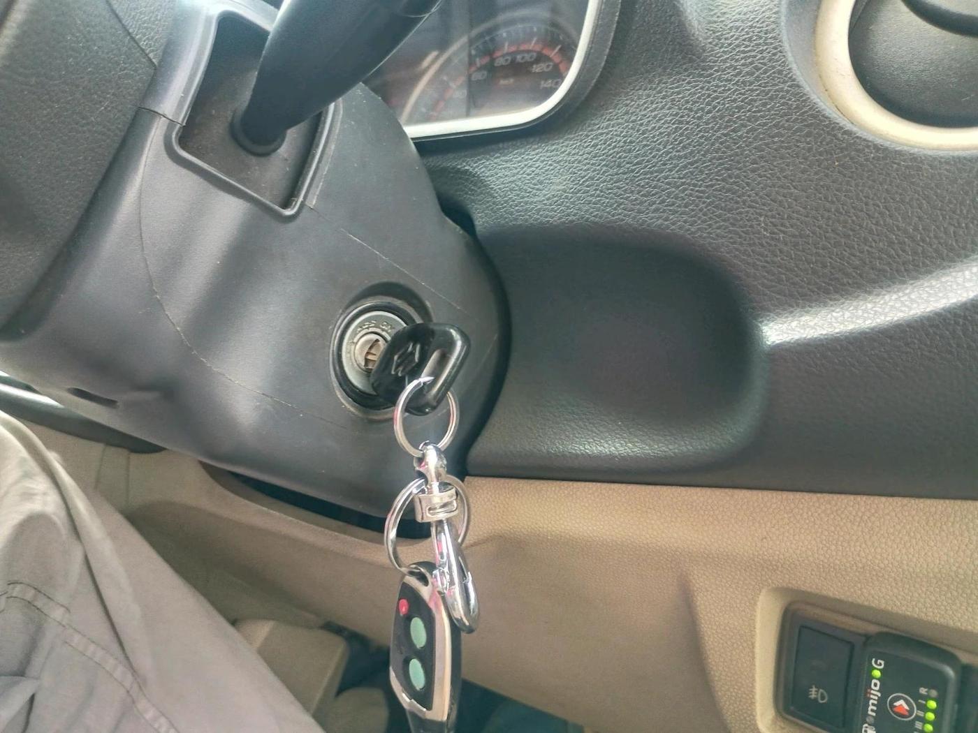 2017 Maruti Alto K10 VXI, CNG, Manual, 76,895 km, interior