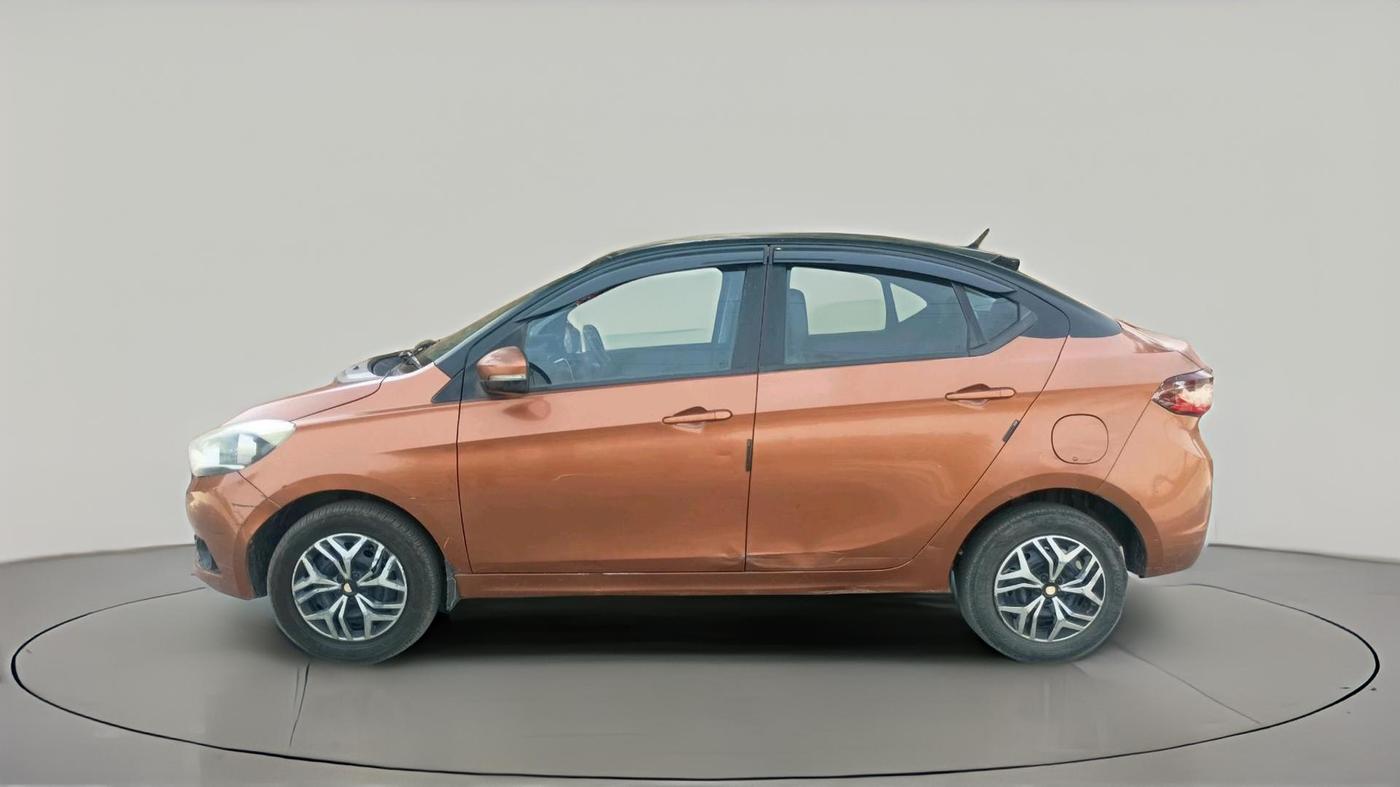 2017 Tata Tiago XT PETROL, Petrol, Manual, 93,518 km, exterior