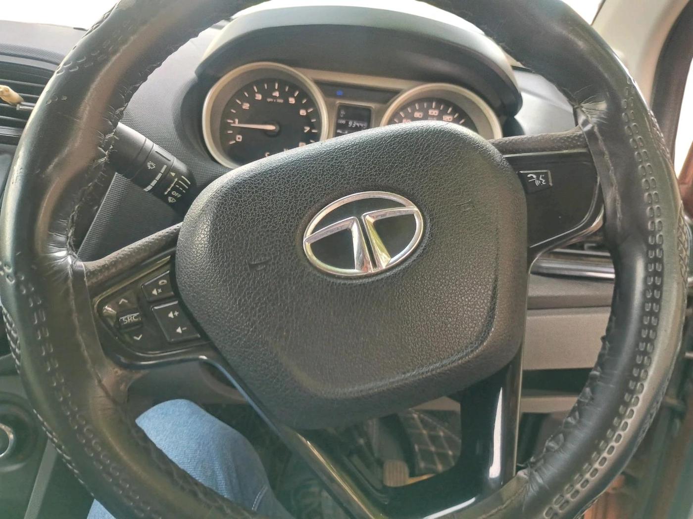 2017 Tata Tiago XT PETROL, Petrol, Manual, 93,518 km, interior
