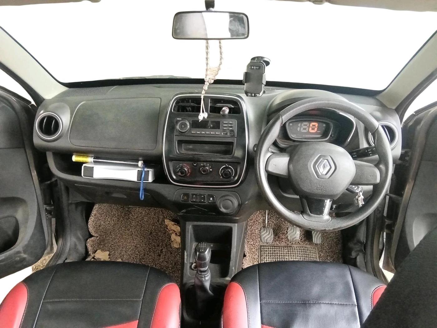 2019 Renault Kwid RXL, CNG, Manual, 97,557 km, interior