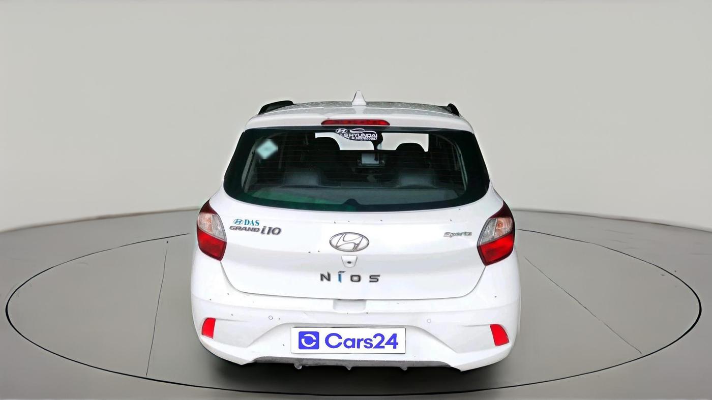2021 Hyundai GRAND I10 NIOS SPORTZ 1.2 KAPPA VTVT CNG, CNG, Manual, 1,04,319 km, exterior