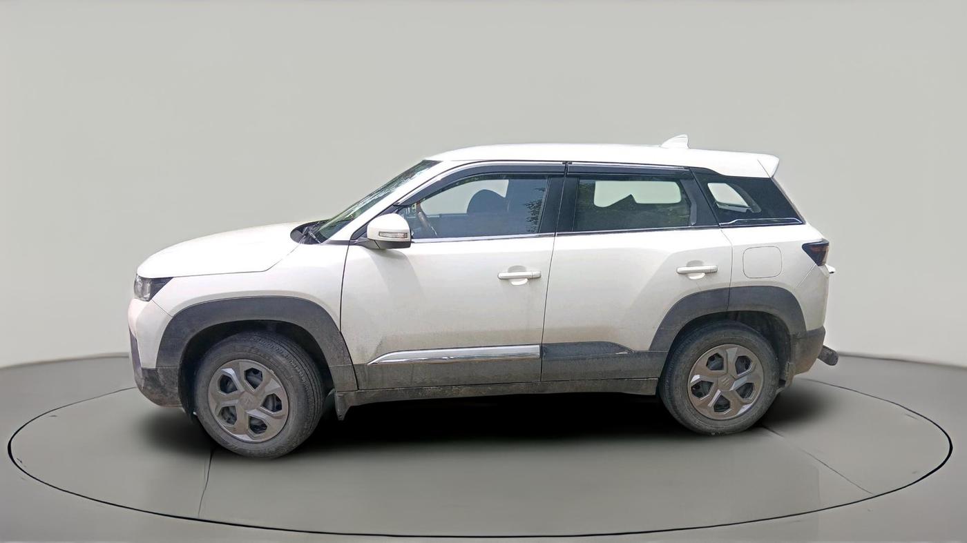 2024 Maruti BREZZA LXI S- CNG, CNG, Manual, 50,452 km, exterior
