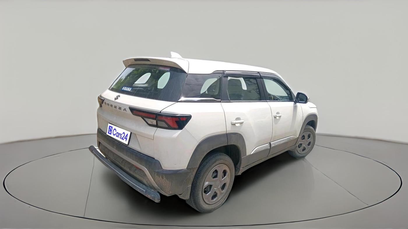 2024 Maruti BREZZA LXI S- CNG, CNG, Manual, 50,452 km, exterior
