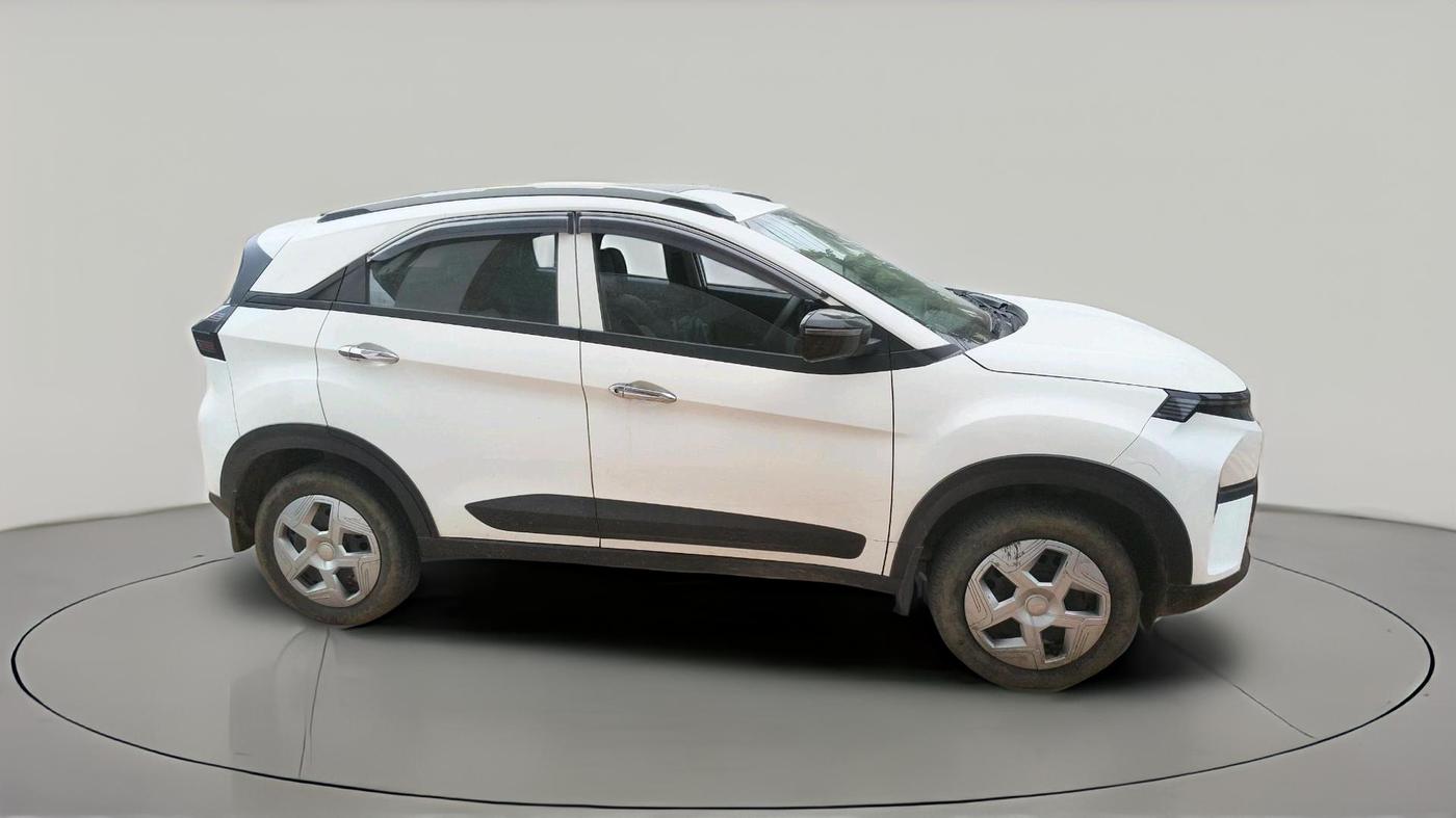 2024 Tata NEXON Smart Plus S 1.2 iCNG, CNG, Manual, 40,516 km, exterior