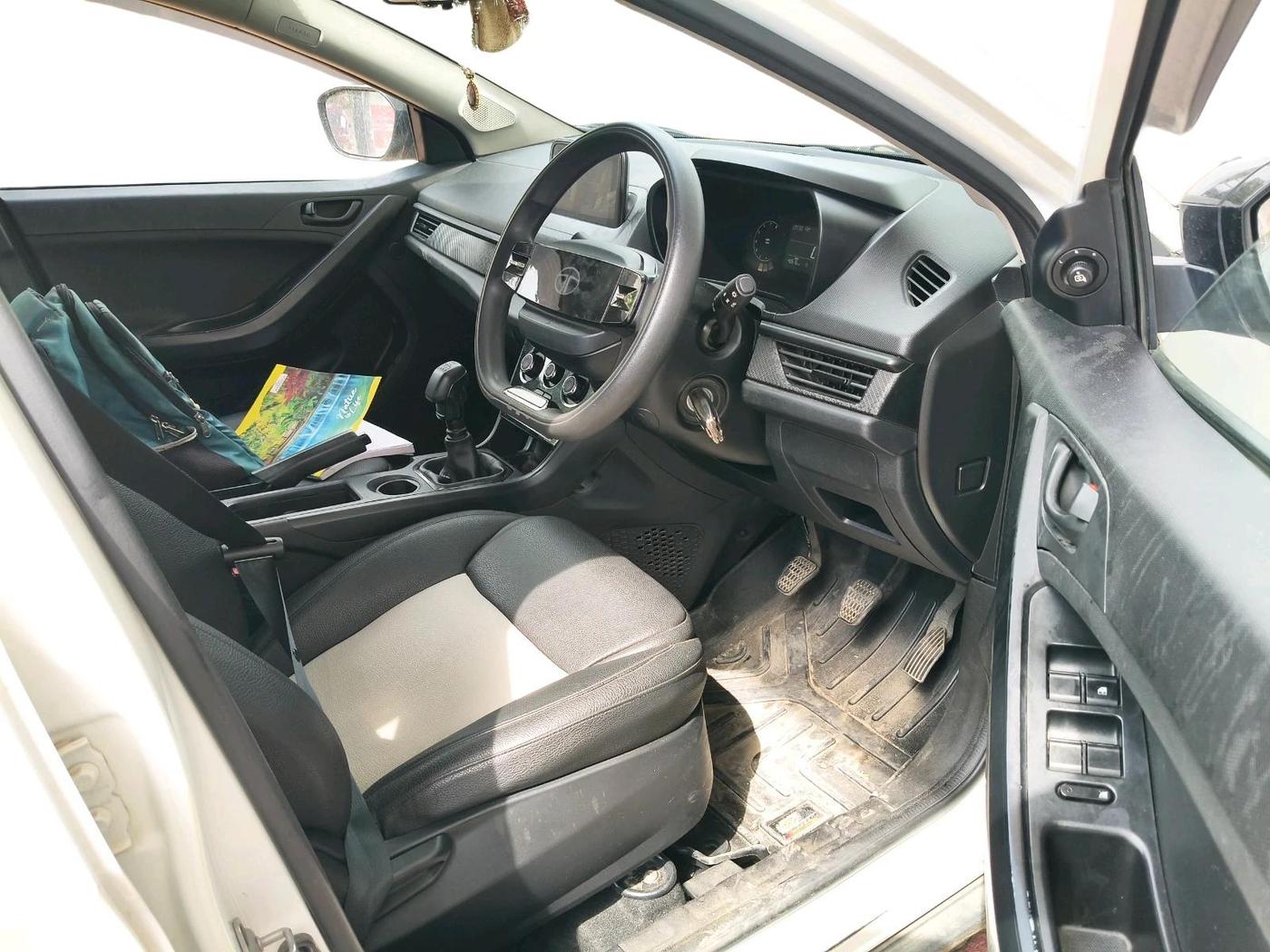 2024 Tata NEXON Smart Plus S 1.2 iCNG, CNG, Manual, 40,516 km, interior