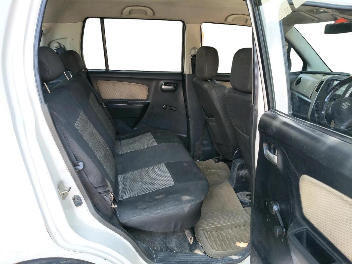 2018 Maruti Wagon R 1.0 LXI, Petrol, Manual, 97,476 km, interior