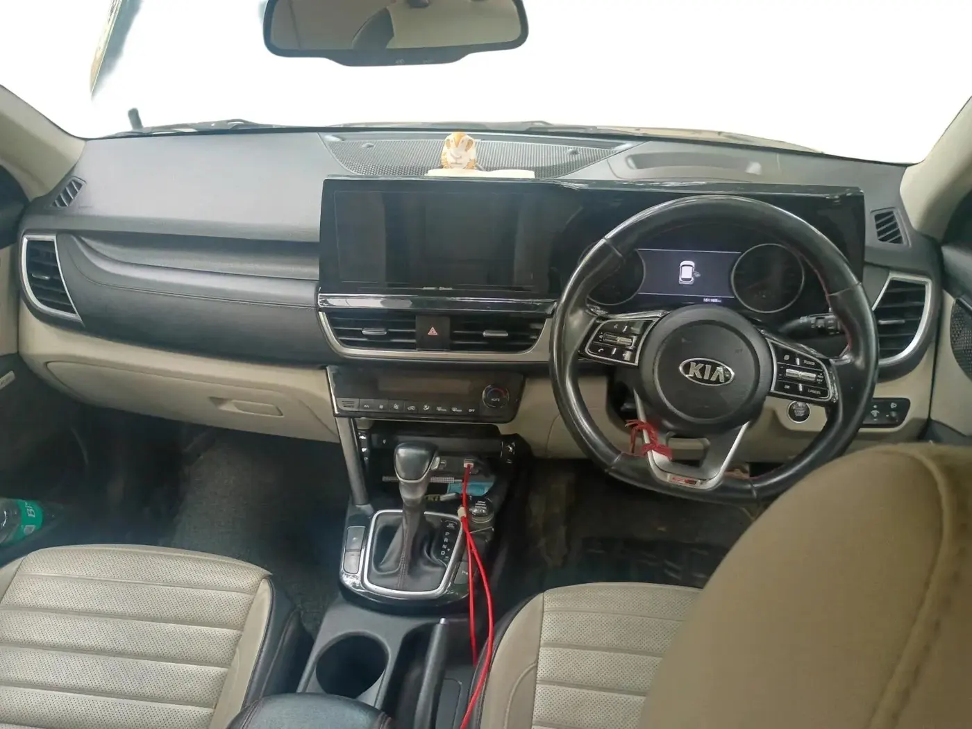 2019 KIA SELTOS GTX PLUS AT 1.5 DIESEL, Diesel, Automatic, 1,61,169 km, interior