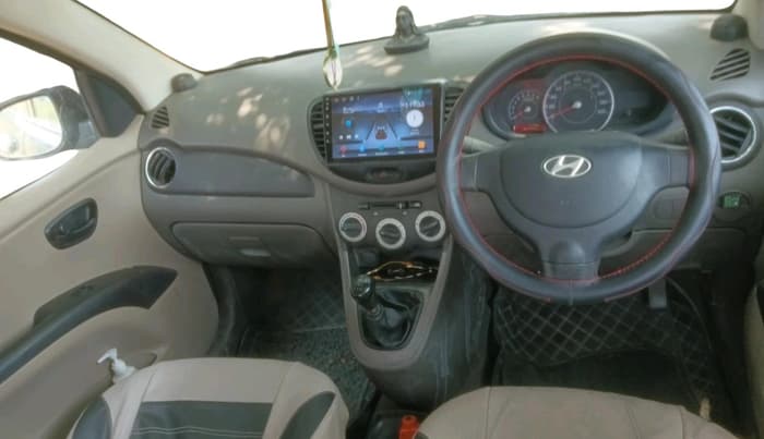 2012 Hyundai i10 MAGNA 1.2, CNG, Manual, 1,63,163 km, interior