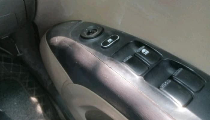 2012 Hyundai i10 MAGNA 1.2, CNG, Manual, 1,63,163 km, interior