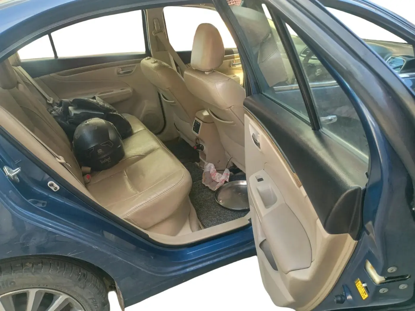 2018 Maruti Ciaz ALPHA  AT 1.5 SHVS PETROL, Petrol, Automatic, 80,340 km, interior