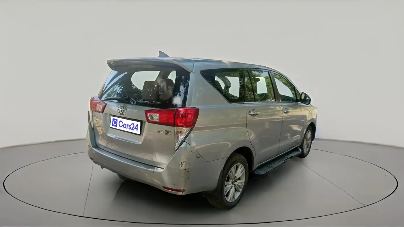 2016 Toyota Innova Crysta 2.8 ZX AT 7 STR, Diesel, Automatic, 1,75,314 km, exterior