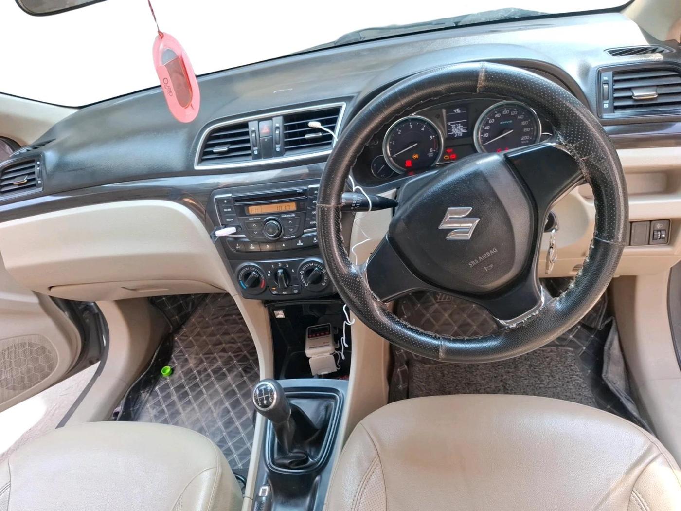 2016 Maruti Ciaz VDI (O) SHVS, Diesel, Manual, 92,826 km, interior