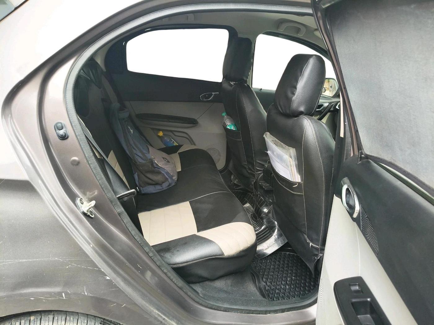 2018 Tata Tiago XZ PETROL, Petrol, Manual, 2,04,431 km, interior