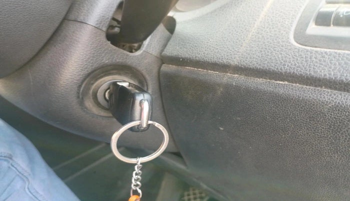 2017 Volkswagen Ameo COMFORTLINE 1.2L, CNG, Manual, 1,70,804 km, interior