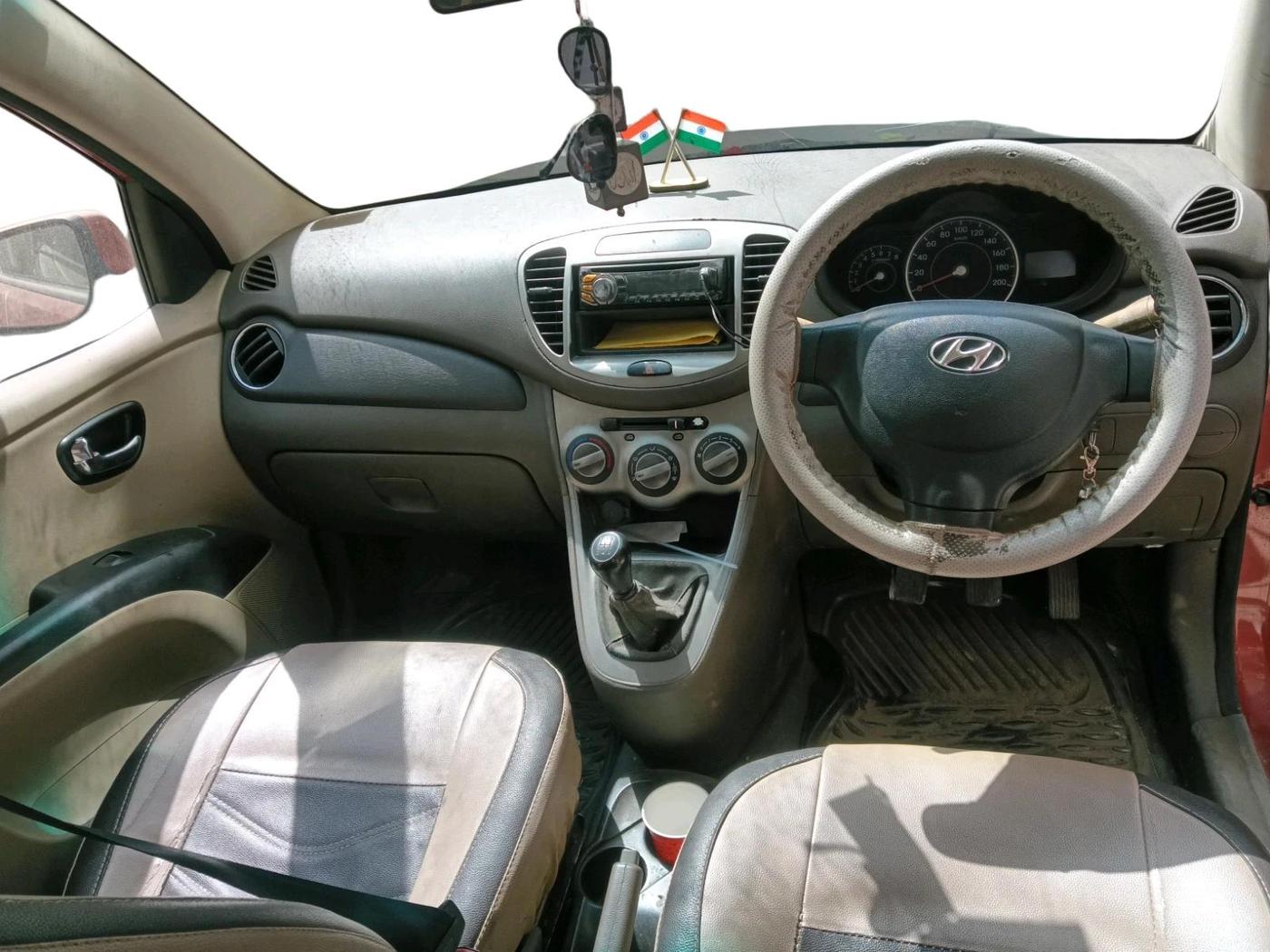2011 Hyundai i10 MAGNA 1.2, Petrol, Manual, 61,055 km, interior