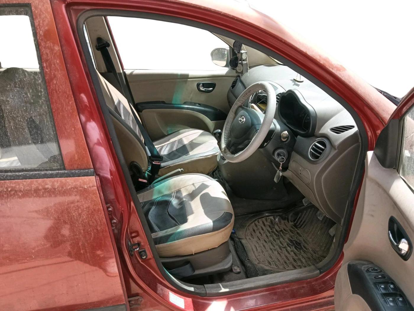 2011 Hyundai i10 MAGNA 1.2, Petrol, Manual, 61,055 km, interior