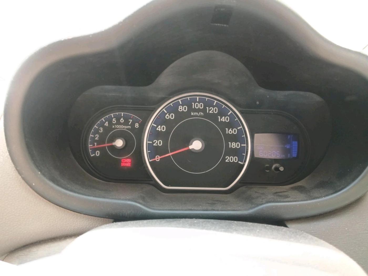 2011 Hyundai i10 MAGNA 1.2, Petrol, Manual, 61,055 km, interior