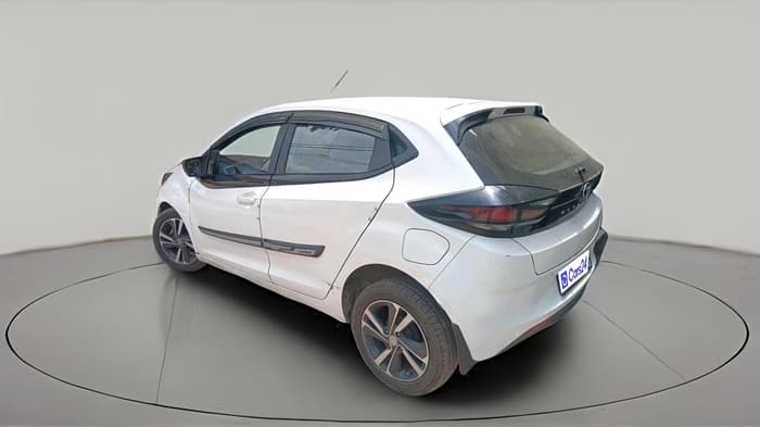 2021 Tata ALTROZ XZ DIESEL, Diesel, Manual, 1,10,337 km, exterior
