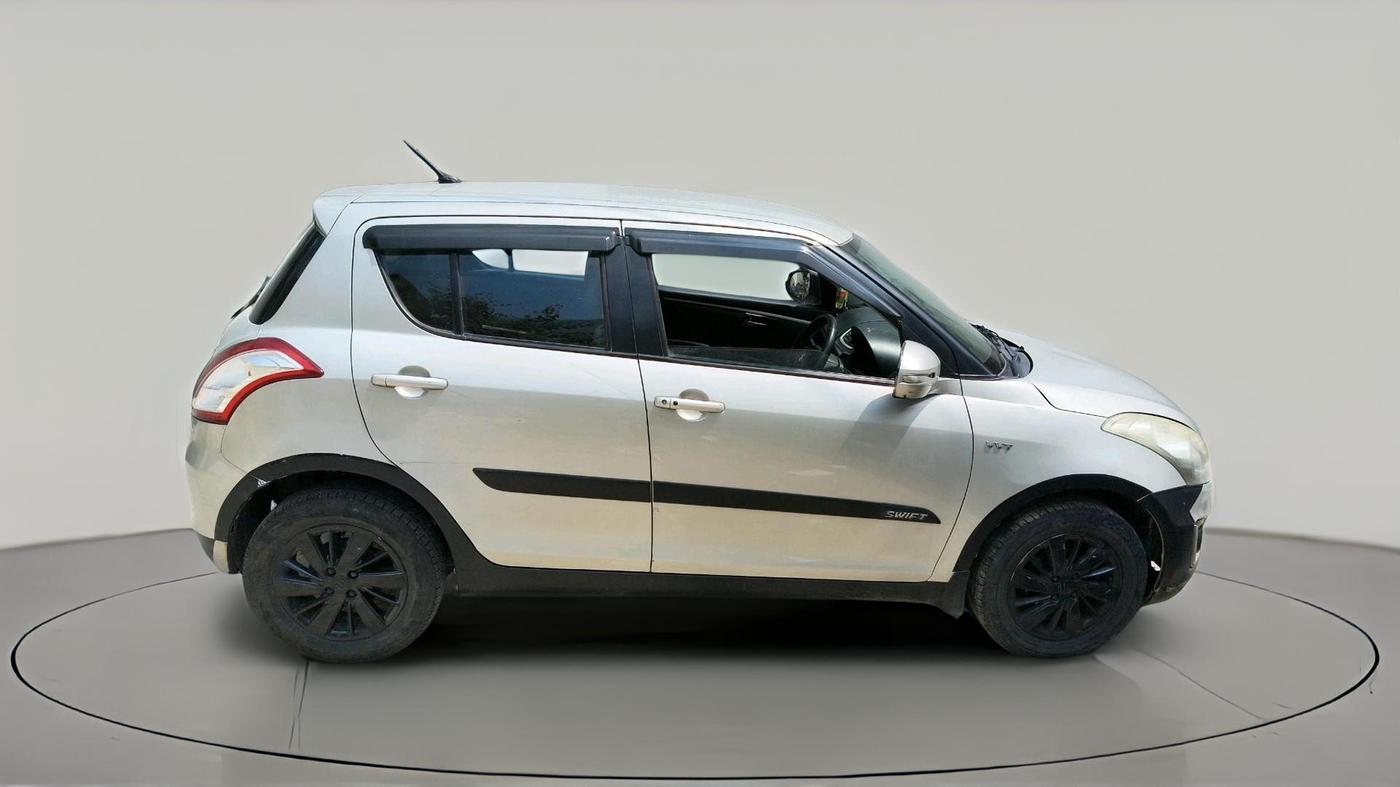 2015 Maruti Swift ZXI, Petrol, Manual, 1,34,268 km, exterior