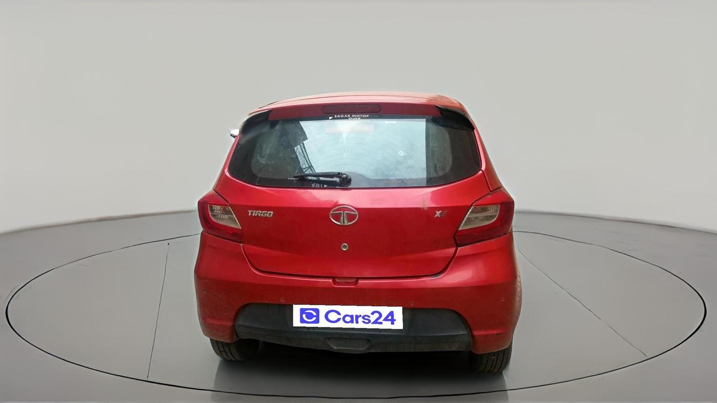 2018 Tata Tiago XZ PETROL, Petrol, Manual, 2,11,771 km, exterior