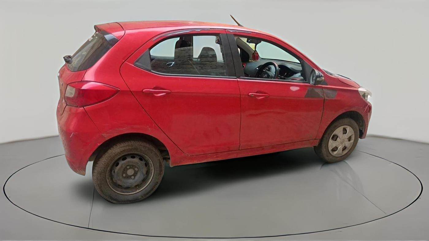 2018 Tata Tiago XZ PETROL, Petrol, Manual, 2,11,771 km, exterior