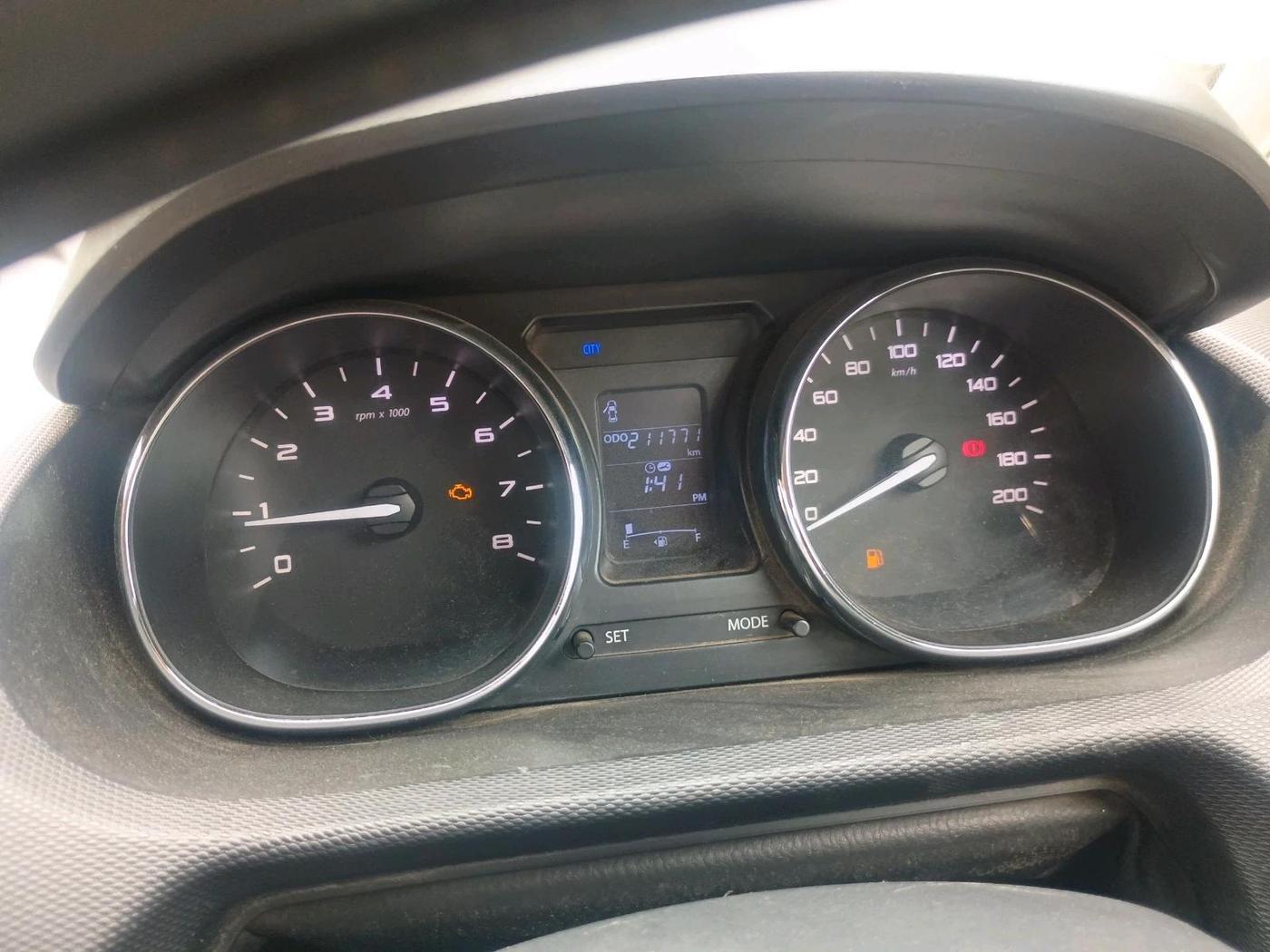 2018 Tata Tiago XZ PETROL, Petrol, Manual, 2,11,771 km, interior