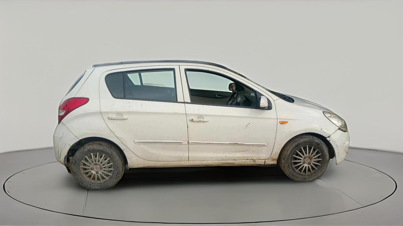 2012 Hyundai i20 MAGNA 1.2, Petrol, Manual, 1,00,753 km, exterior