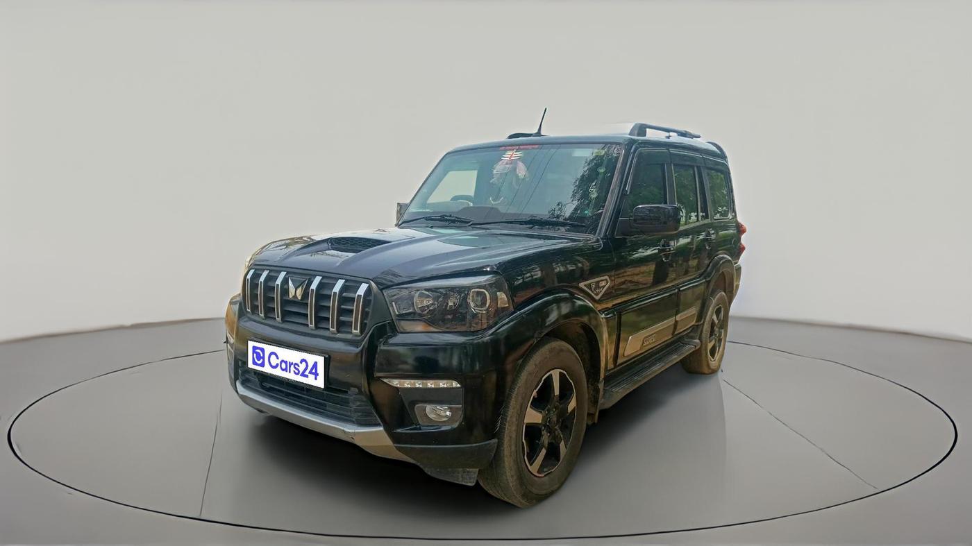 2024 Mahindra SCORPIO CLASSIC S11 MT 7S CC, Diesel, Manual, 46,799 km, exterior