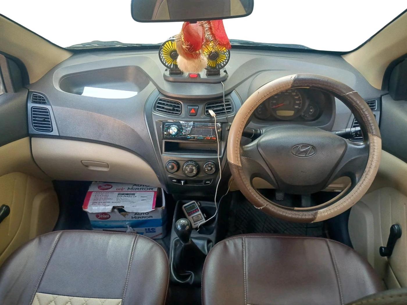 2013 Hyundai Eon D-LITE+, Petrol, Manual, 61,556 km, interior